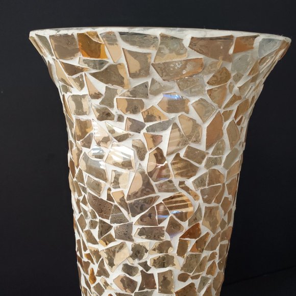 Elegant Tall Mosaic Glass Vase Neutral White Gold Cream Multi Colour Footed chic - Picture 6 of 8